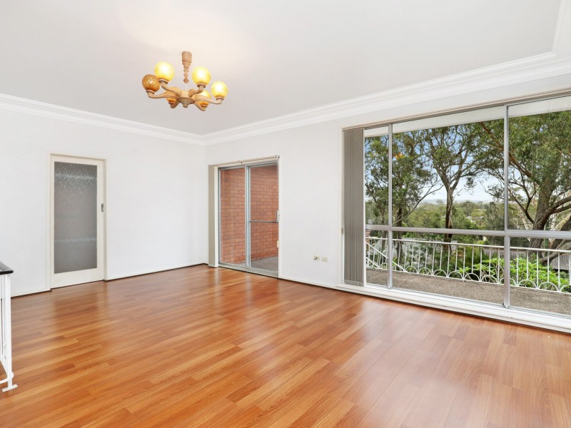 14 Bridge Ave, Oak Flats NSW 2529