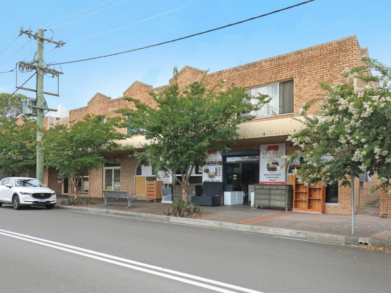 Shop 3/2 Tallegalla Street, Unanderra NSW 2526