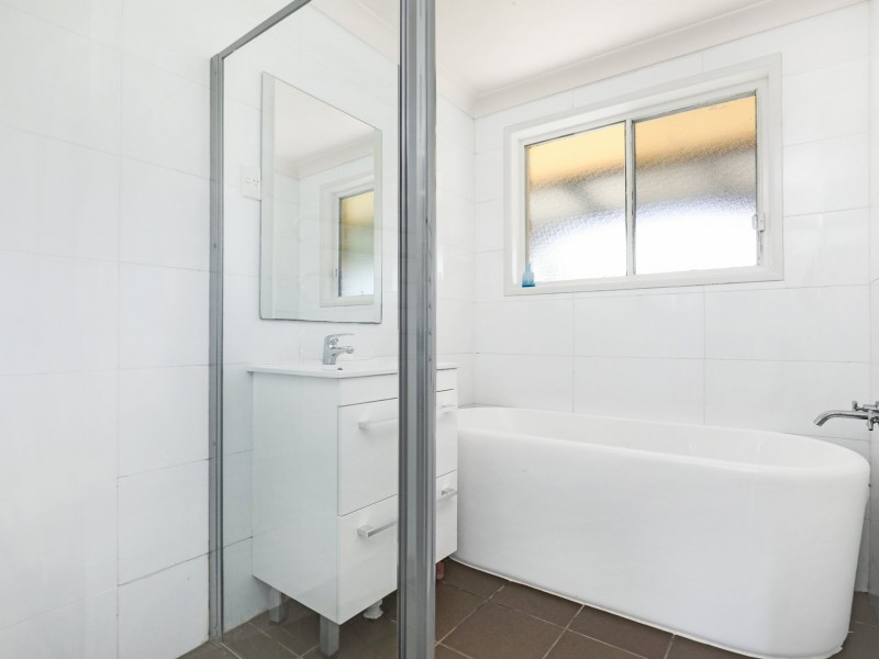 13 Illowra Parkway, Primbee NSW 2502