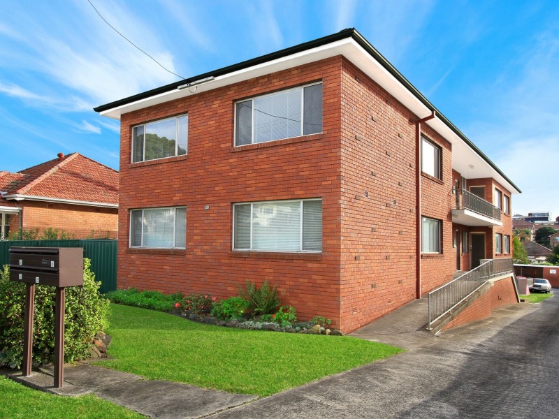 1/20 Rowland Avenue, Wollongong NSW 2500