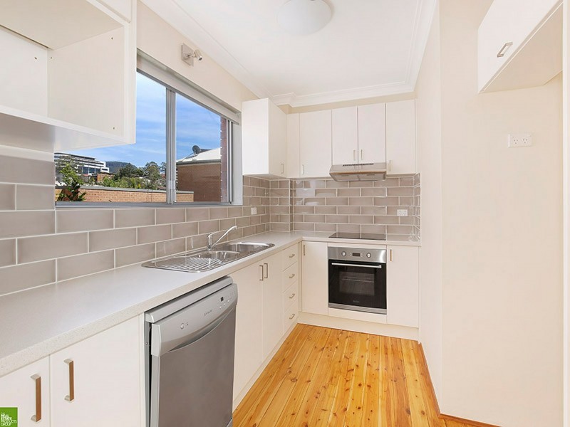 1/20 Rowland Avenue, Wollongong NSW 2500