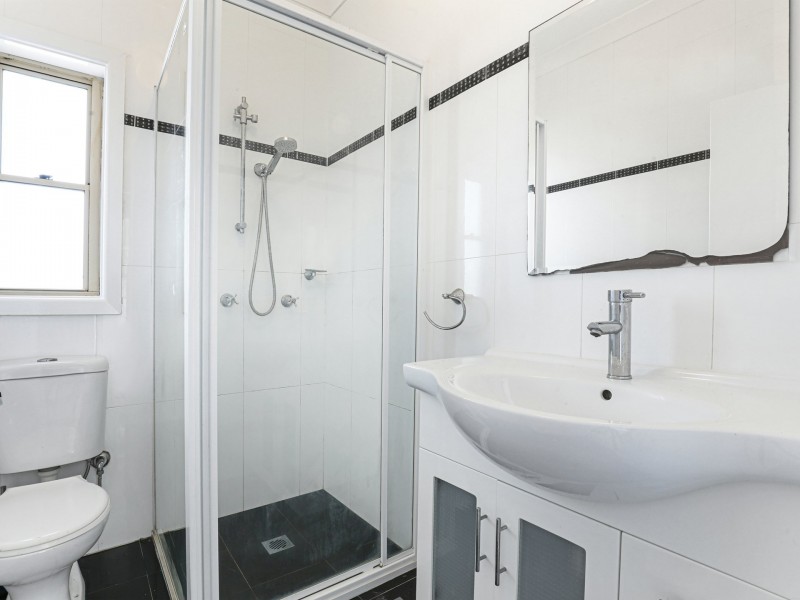 2/2 Southview Street, Bulli NSW 2516