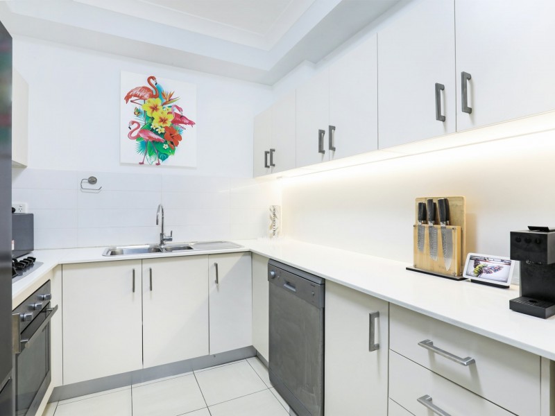 21/225-231 Princes Highway, Corrimal NSW 2518
