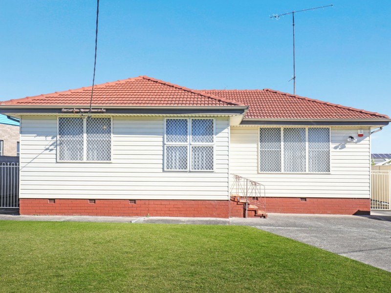 20 McCabe Street, Warilla NSW 2528