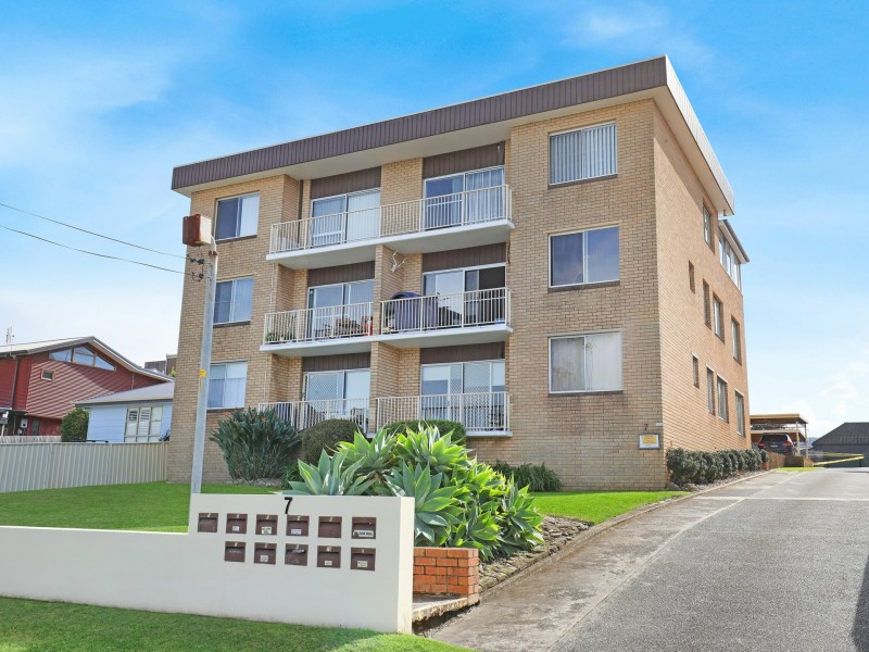 5/7 Russell Street, Woonona NSW 2517