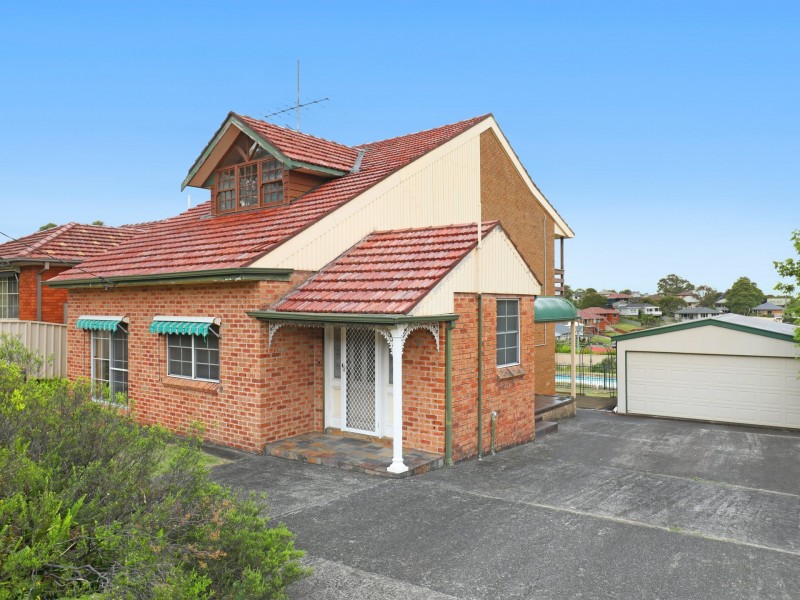 5 Foothills Road, Corrimal NSW 2518