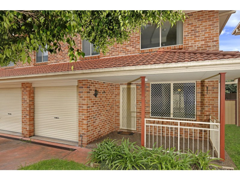 6/62 Stanleigh Cres, West Wollongong NSW 2500