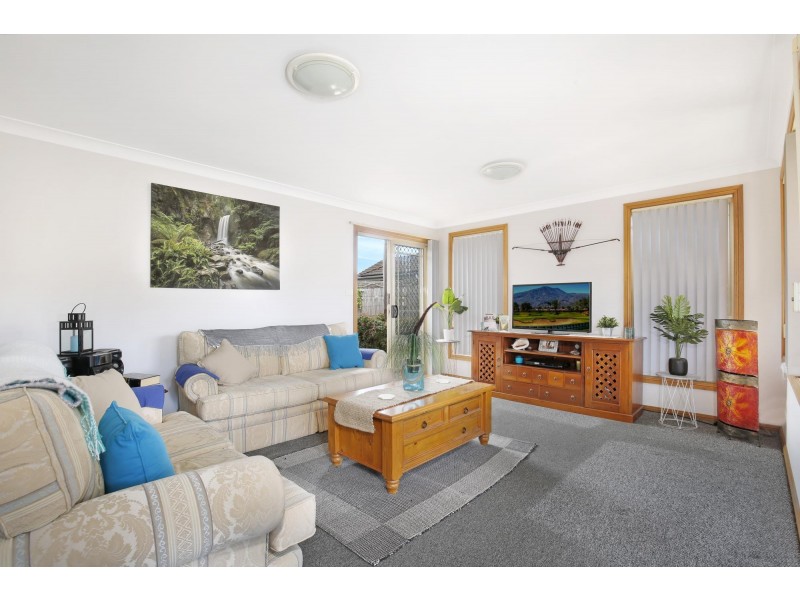 1/17 Karbo Street, Figtree NSW 2525