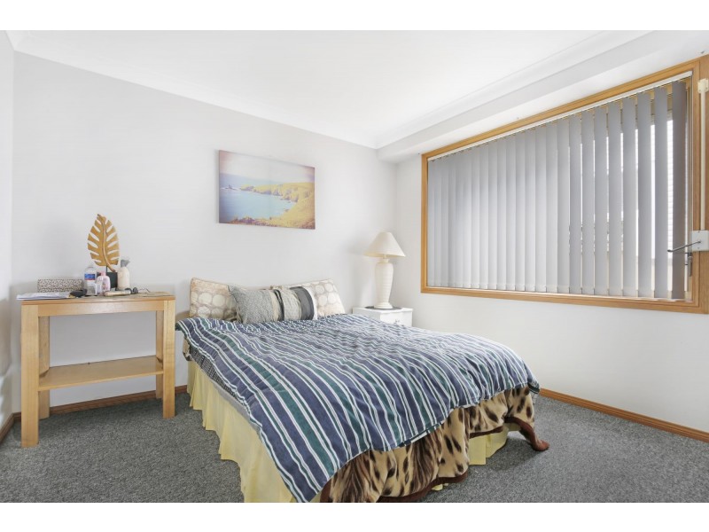 1/17 Karbo Street, Figtree NSW 2525