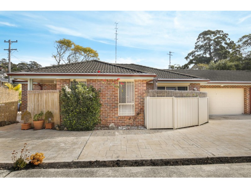 1/17 Karbo Street, Figtree NSW 2525