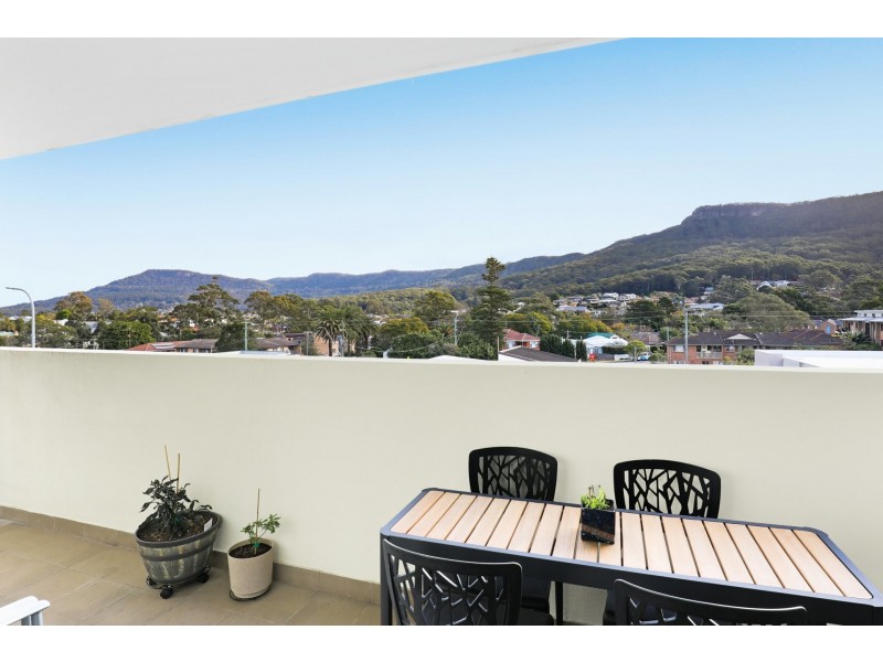 21/225-231 Princes Highway, Corrimal NSW 2518