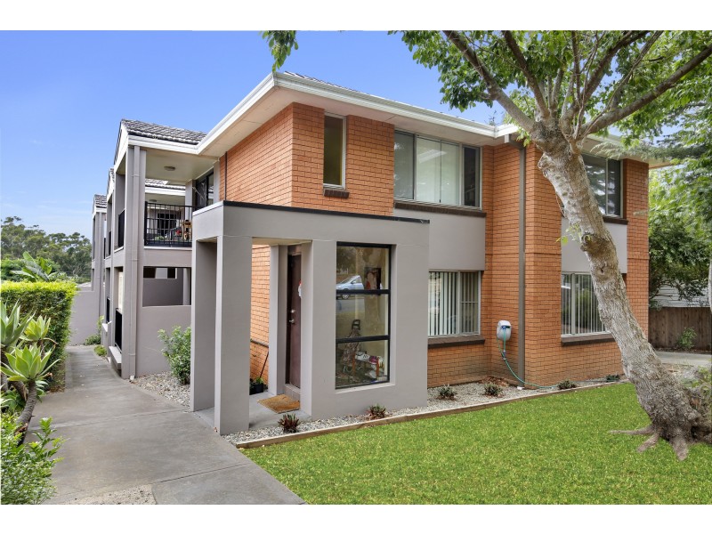 1/11 England Street, West Wollongong NSW 2500