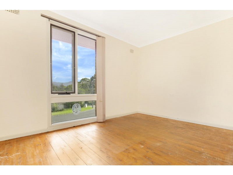 2 Kotara Cres (Warrah Place), Unanderra NSW 2526