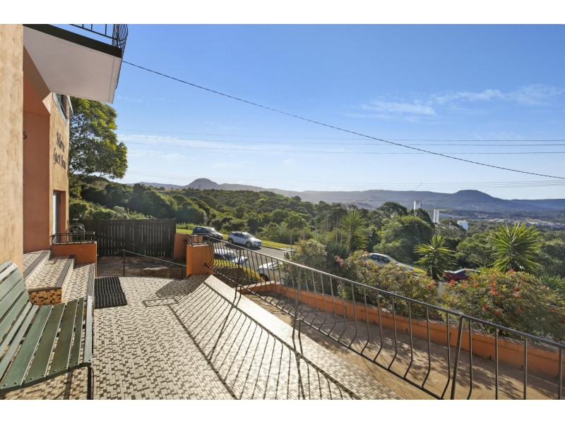 35 Jarvie Road, Cringila NSW 2502