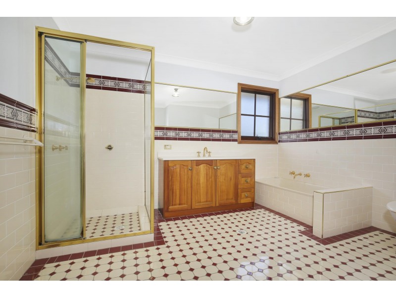 17 Canaan Avenue, Figtree NSW 2525