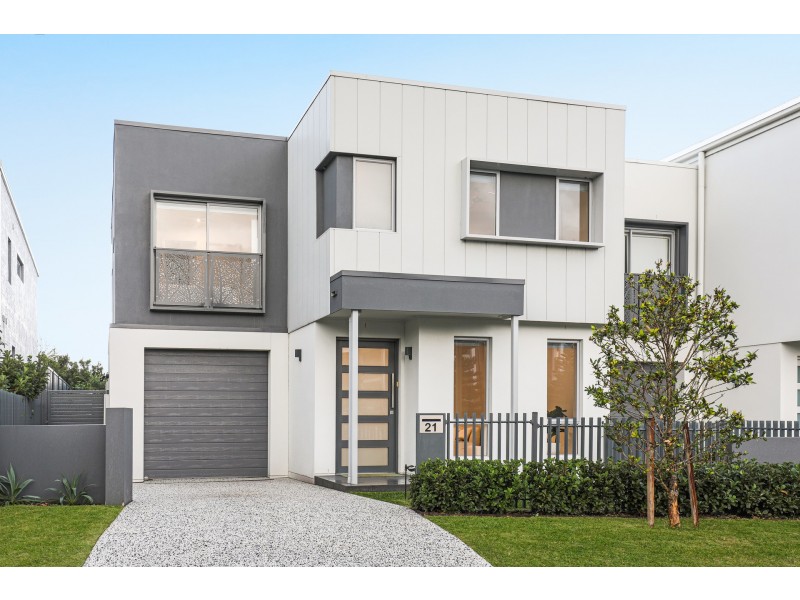 21 Harbour Boulevard, Shell Cove NSW 2529