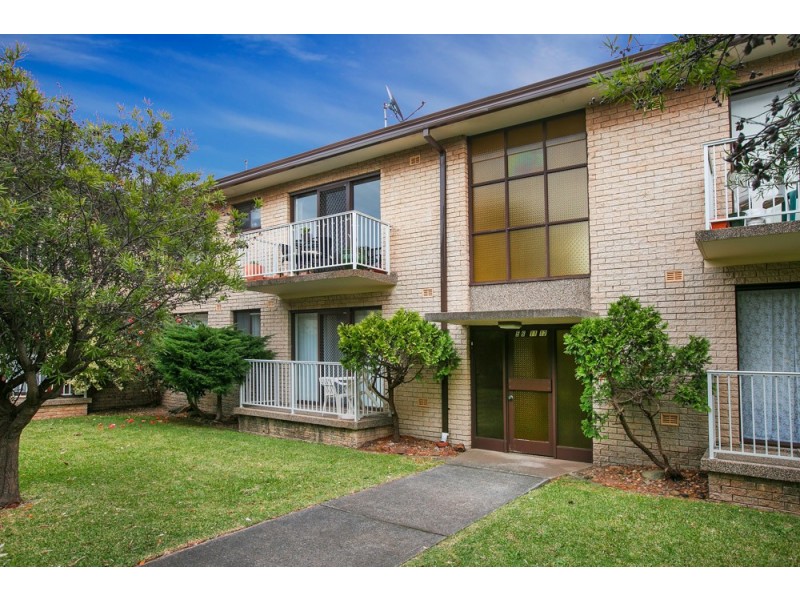 11/46-48 Peterborough Avenue, Lake Illawarra NSW 2528