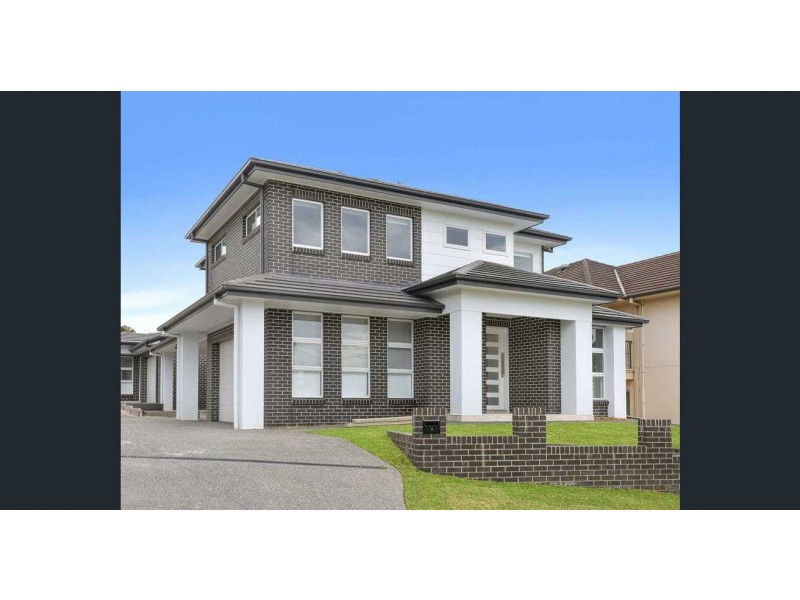 8 Keira Street, Mount Keira NSW 2500