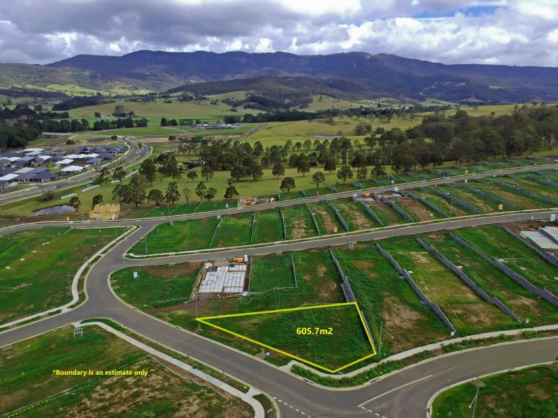 12 Boxwood Avenue, Calderwood NSW 2527