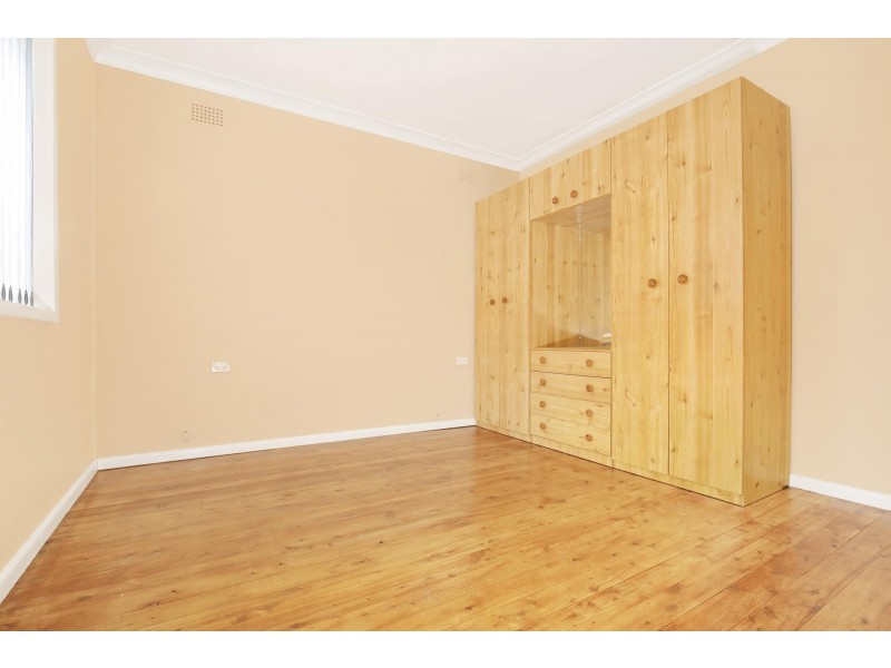 9 Middlesex Street, Berkeley NSW 2506