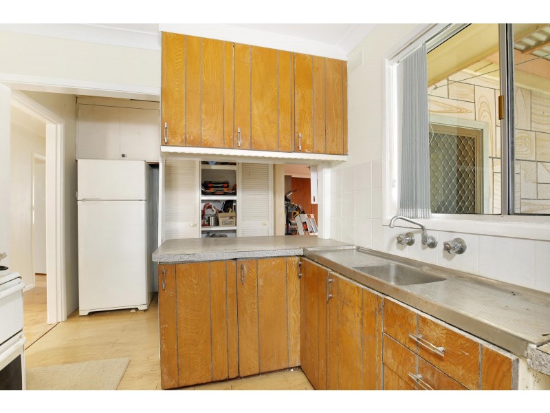 9 Middlesex Street, Berkeley NSW 2506
