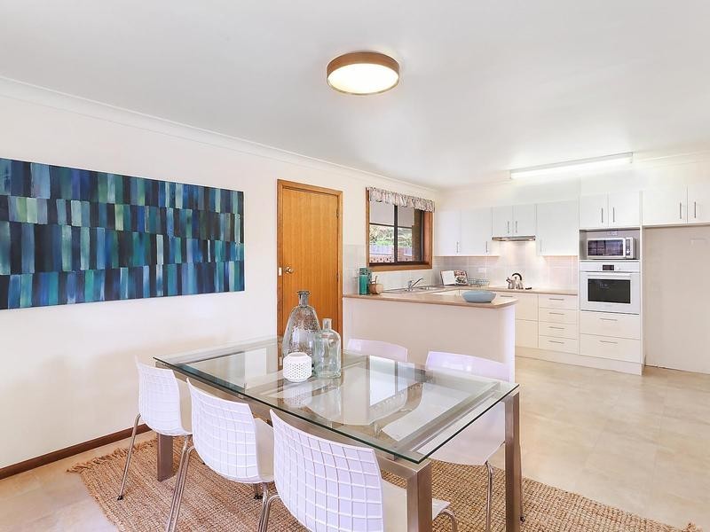 107 Cummins Street, Unanderra NSW 2526