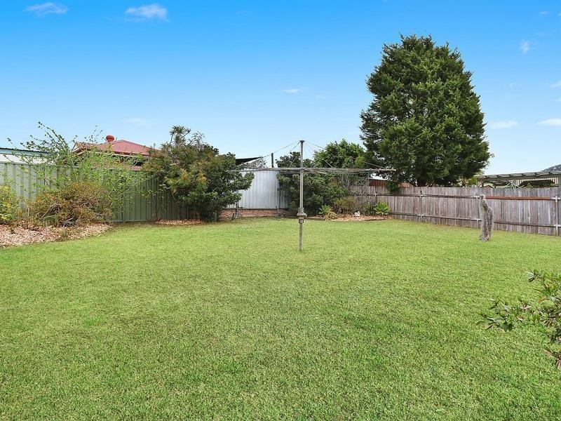 107 Cummins Street, Unanderra NSW 2526