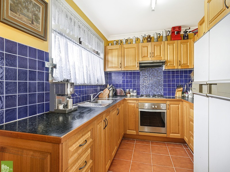 11 Bristol Street, Berkeley NSW 2506