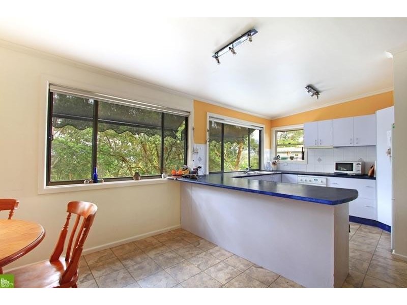 4 Kirrang Avenue, Mangerton NSW 2500