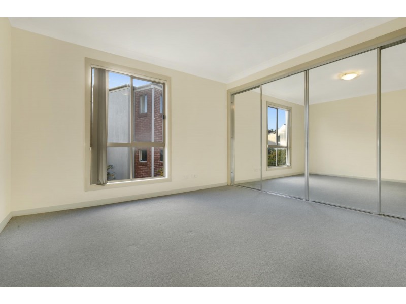 13/35 Bridge Street, Coniston NSW 2500