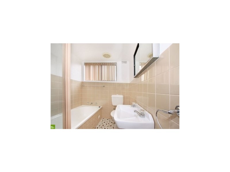 4/19 Campbell Street, Wollongong NSW 2500
