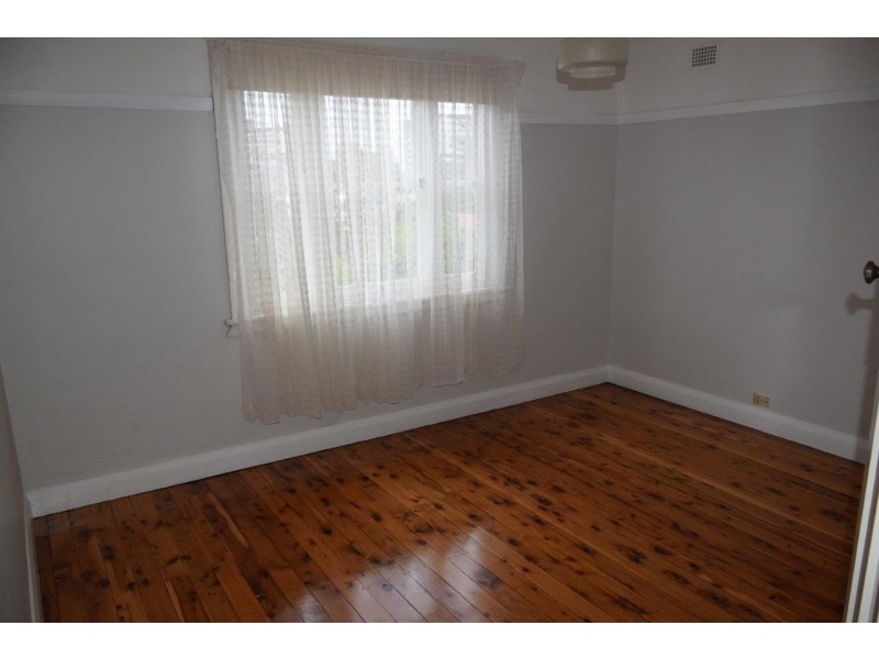 34 Rosemont Street, West Wollongong NSW 2500
