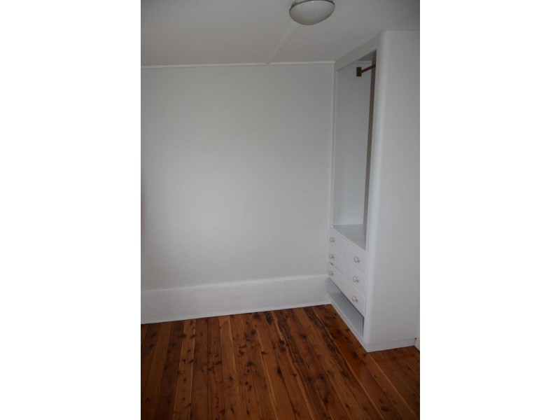 34 Rosemont Street, West Wollongong NSW 2500