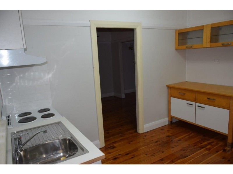 34 Rosemont Street, West Wollongong NSW 2500