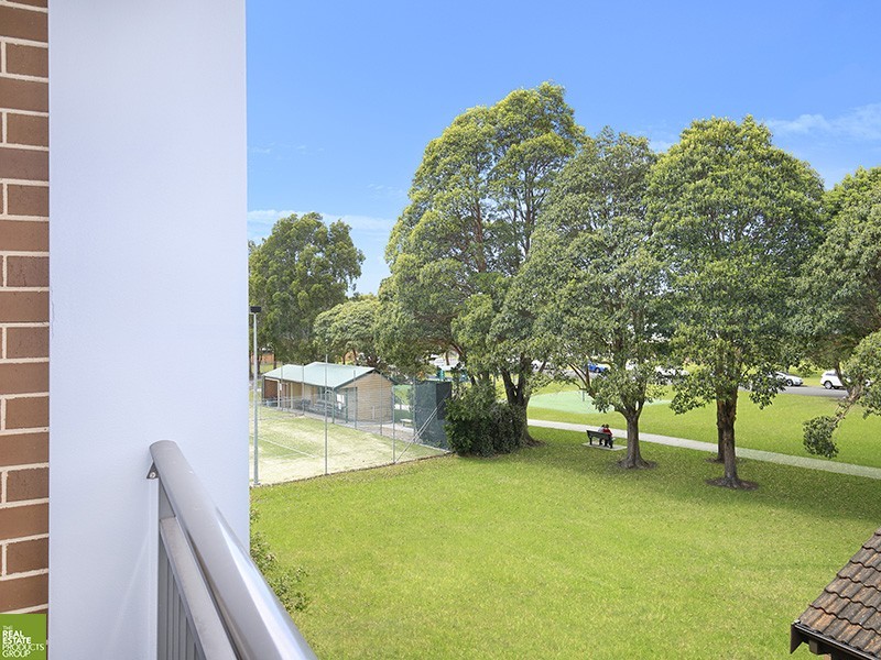 10/5-7 Princes Highway, Figtree NSW 2525