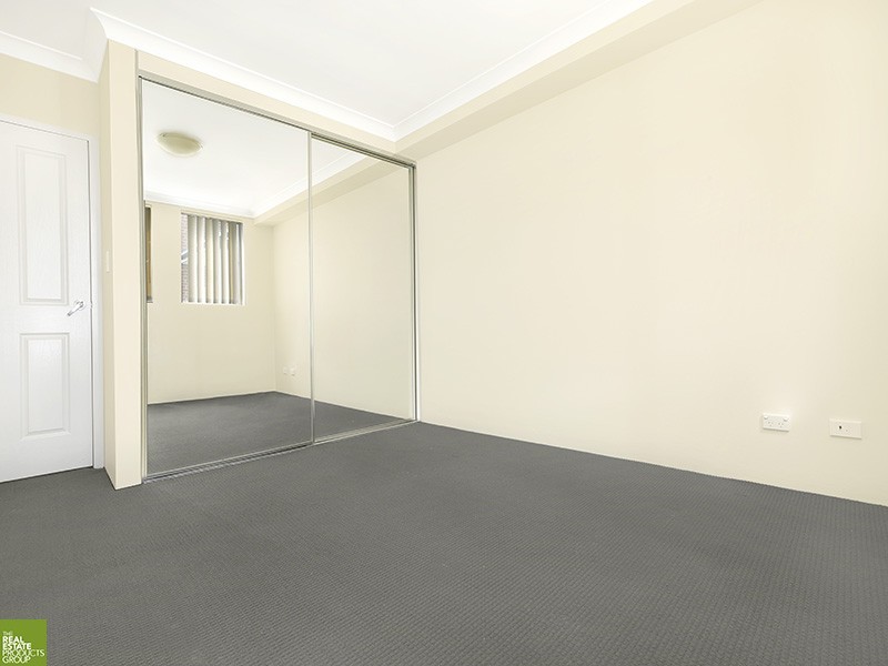 10/5-7 Princes Highway, Figtree NSW 2525