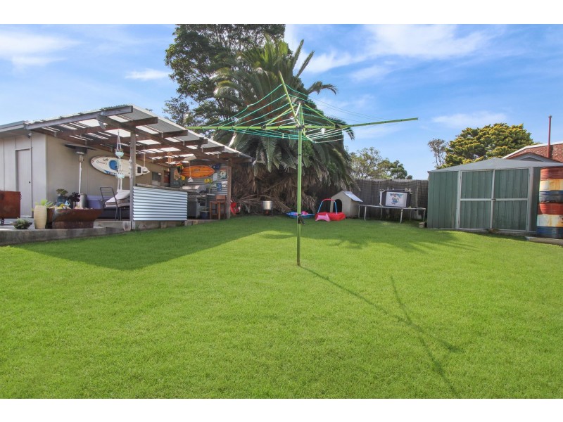 16 Southampton Street, Berkeley NSW 2506