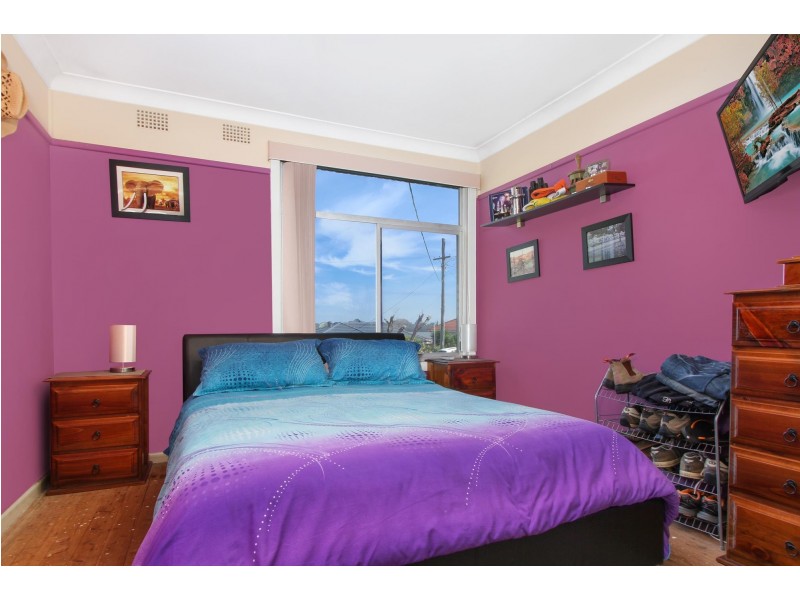 16 Southampton Street, Berkeley NSW 2506