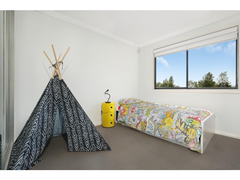 5/15 Hingston Close, Lake Heights NSW 2502