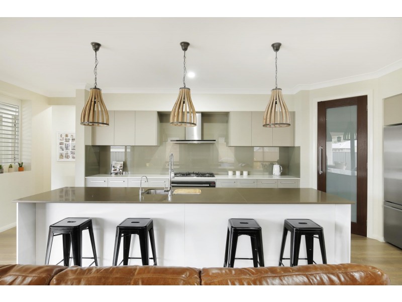 20 Alkira Circuit, Horsley NSW 2530