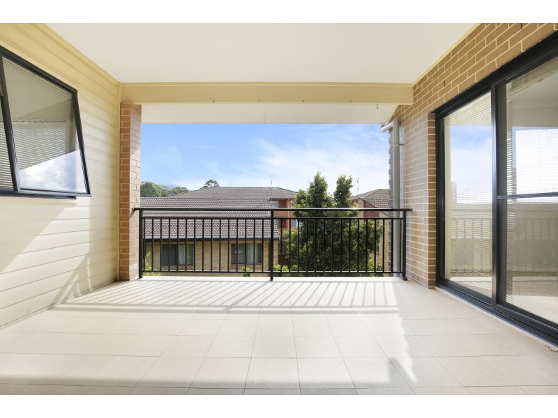 4/2 Francis Street, Corrimal NSW 2518