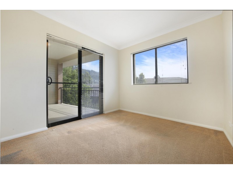 4/2 Francis Street, Corrimal NSW 2518