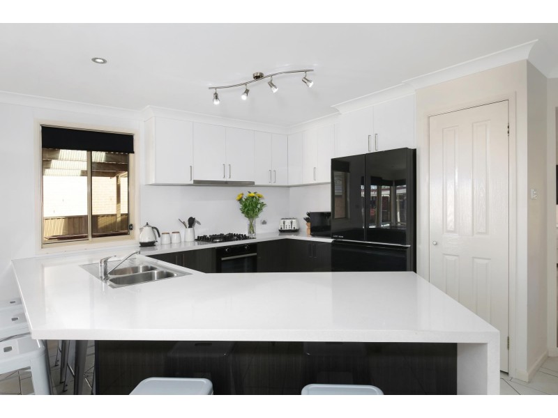 80 Horsley Drive, Horsley NSW 2530