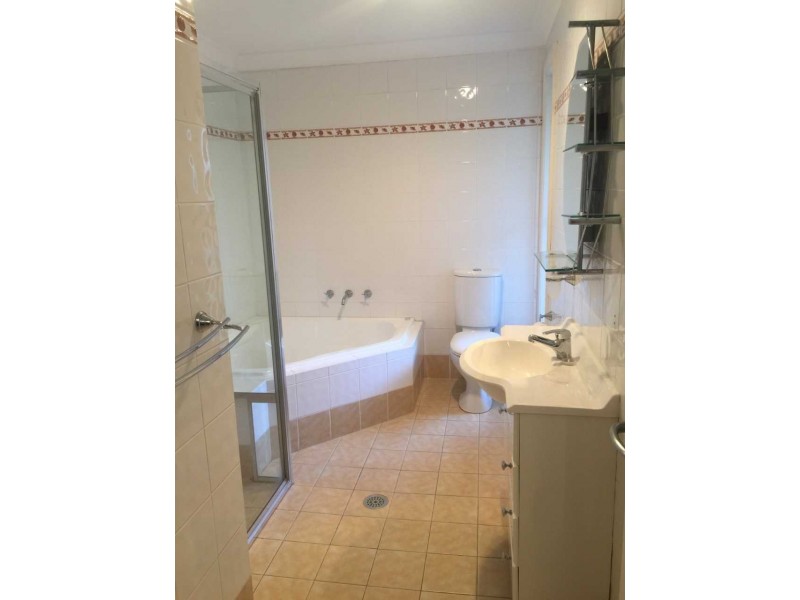 4/15 Campbell Street, Wollongong NSW 2500