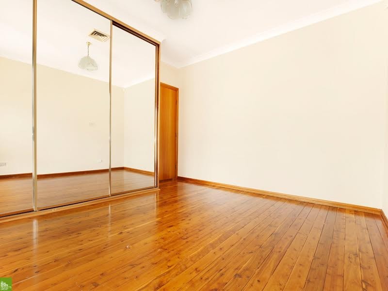 4 Staff Road, Cordeaux Heights NSW 2526