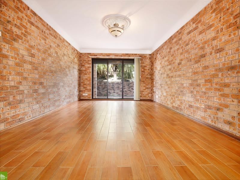 4 Staff Road, Cordeaux Heights NSW 2526