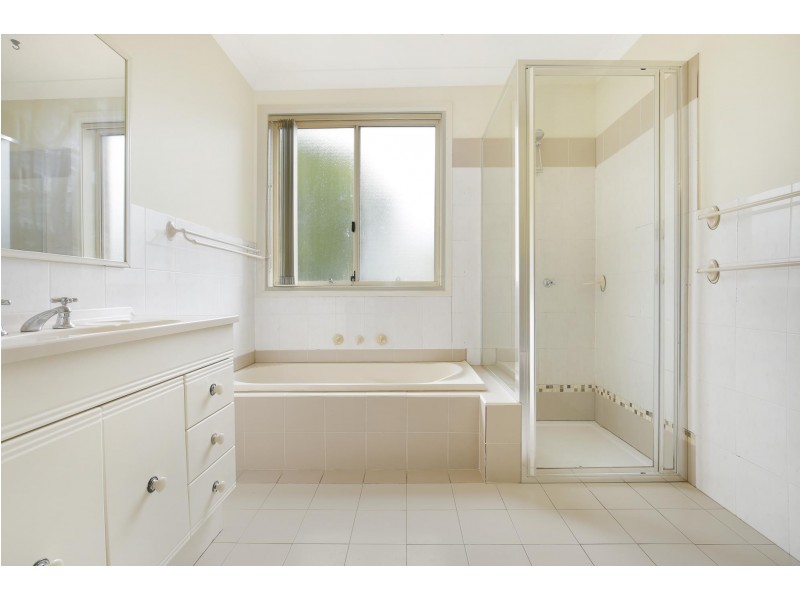 6/62 Stanleigh Crescent, West Wollongong NSW 2500