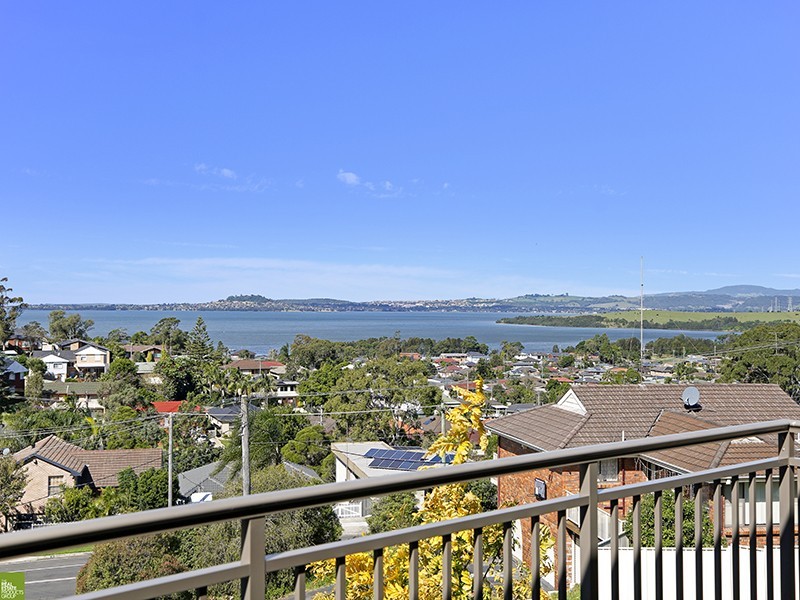 113 Tait Avenue, Kanahooka NSW 2530