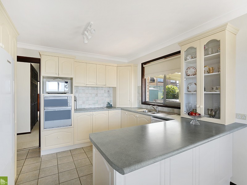 113 Tait Avenue, Kanahooka NSW 2530