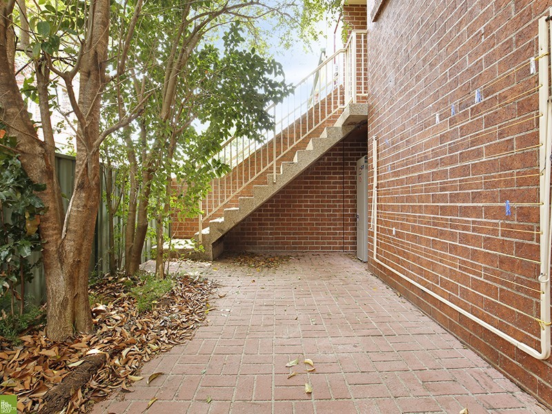 2/8 Allan Street, Wollongong NSW 2500